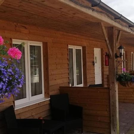 The Flying Fish Stables Hotell Ilminster Exteriör bild